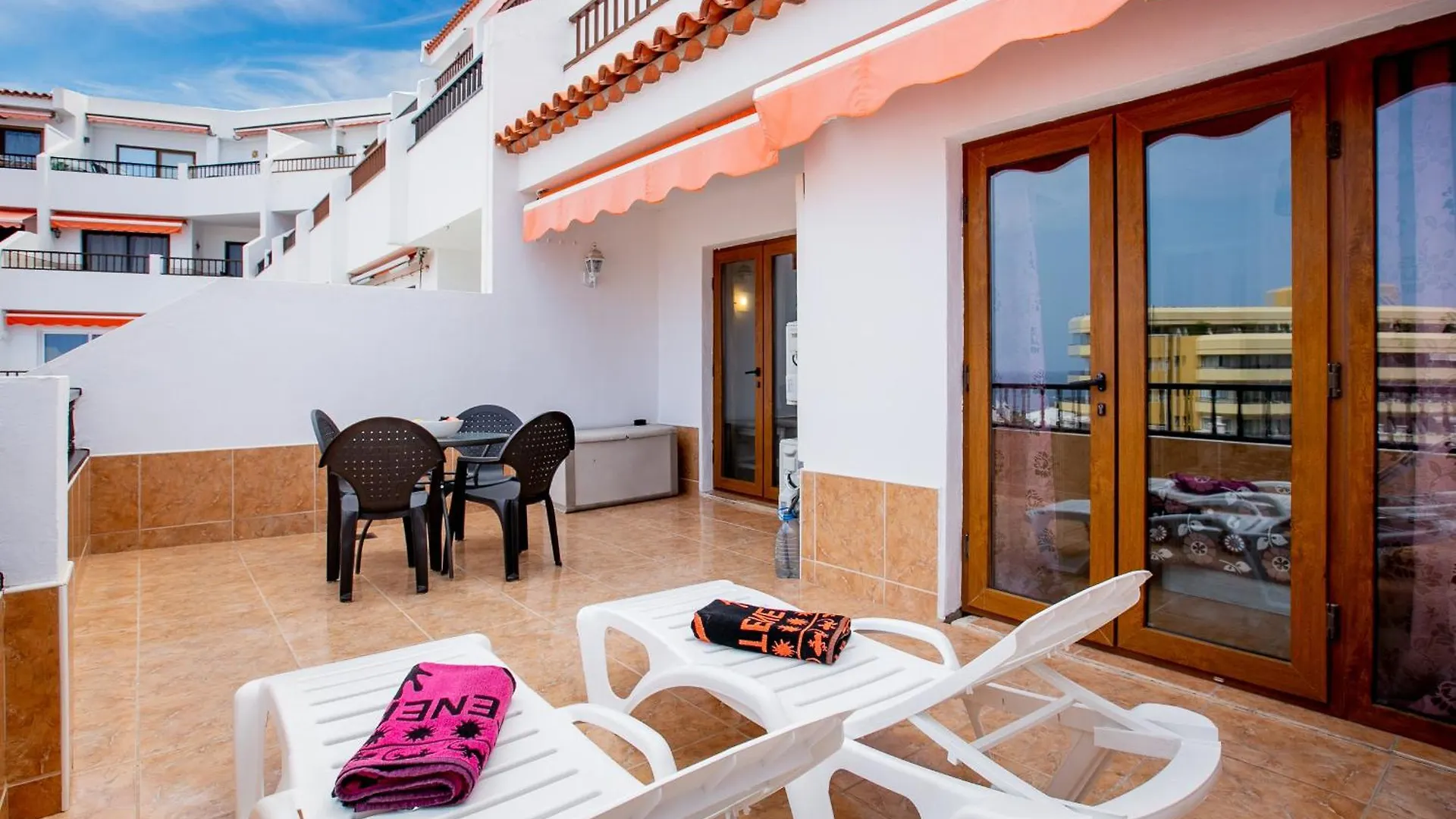 Beautiful Sea View 2 Bedroom Ocean Park Costa Adeje